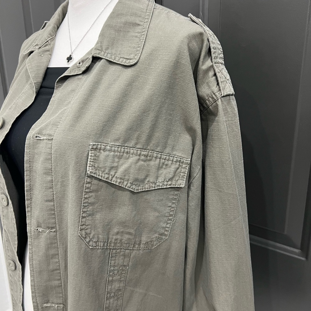 Point Zero Utility Jacket - Picture 2 of 8
